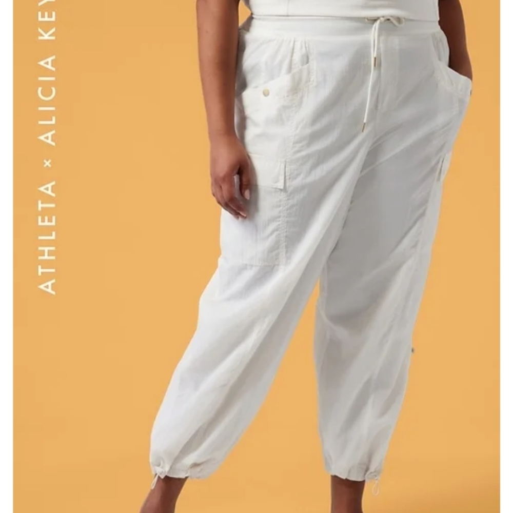 NWT Athleta + Alicia Keys High Waist Utility Pant in Magnolia White - Picture 1 of 11